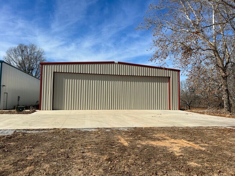 312 Eagle Wing Dr, Theodosia, MO à vendre - Photo principale - Image 1 de 10