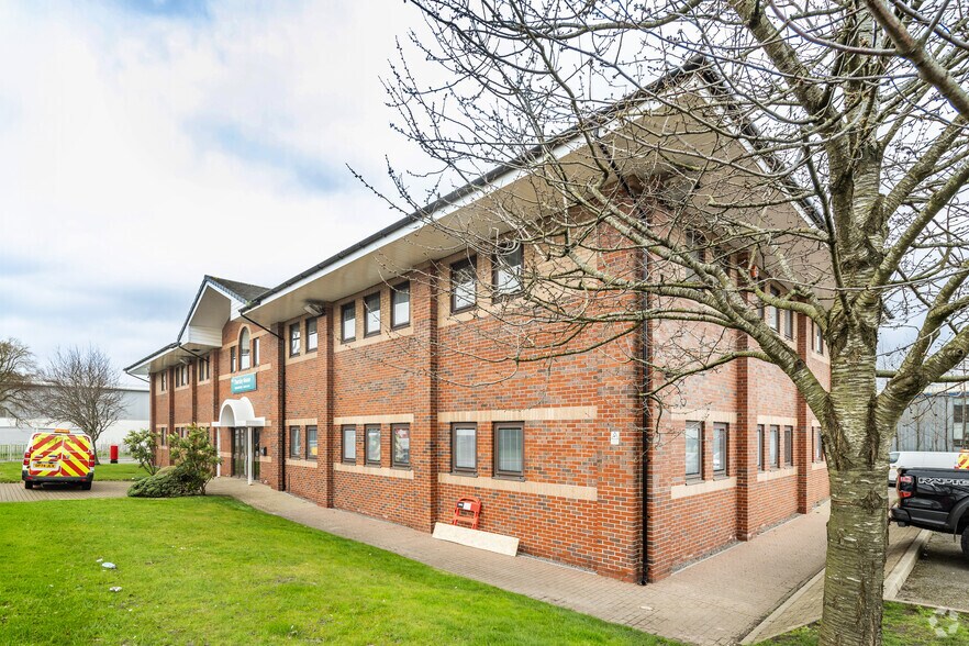 1 Thursby Rd, Wirral à louer - Photo du bâtiment - Image 3 de 3