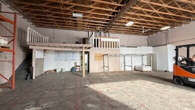 1121D & 1131C South Railway Av, Drumheller, AB for lease Building Photo- Image 2 of 14