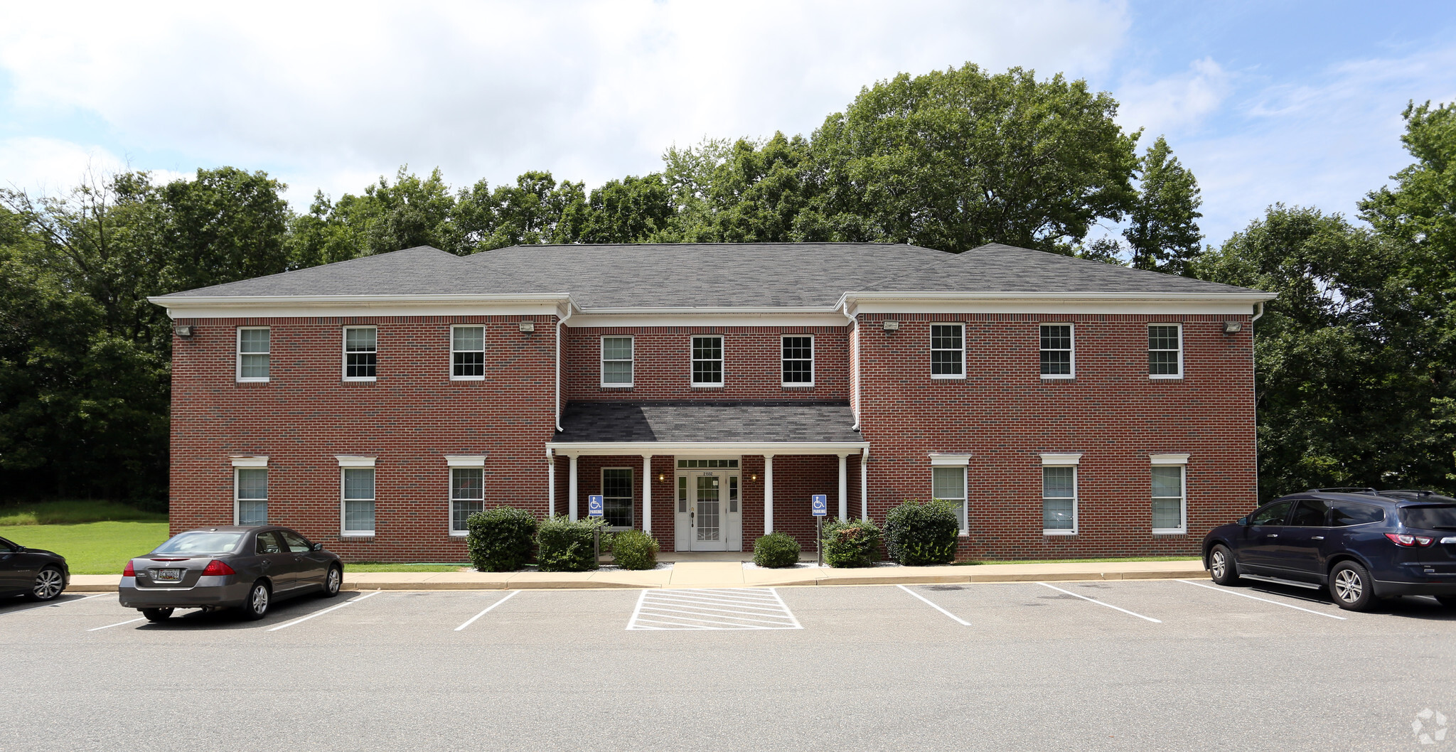 21552 Thames Ave, Lexington Park, MD for lease Building Photo- Image 1 of 14