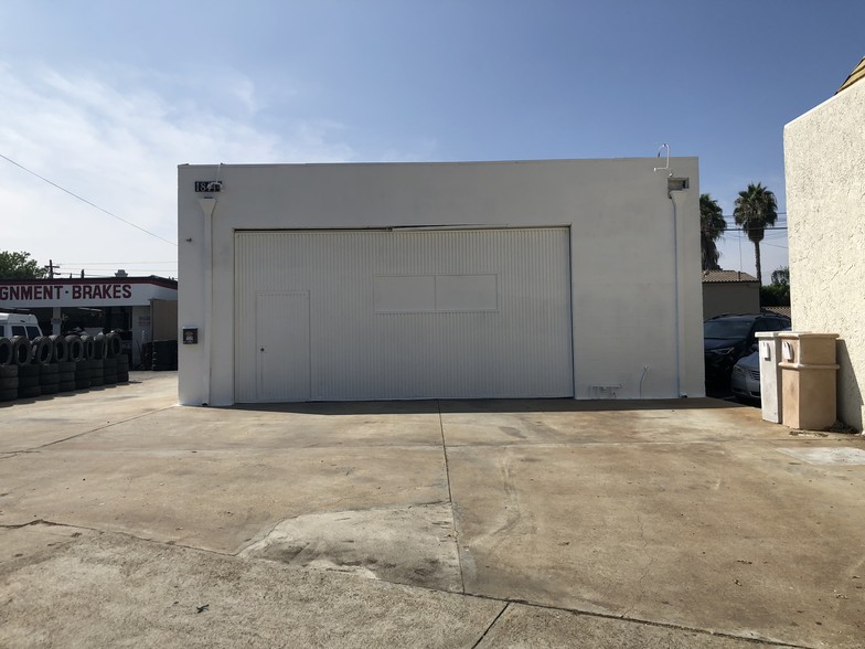 18444 Ventura Blvd, Tarzana, CA for sale - Building Photo - Image 1 of 1