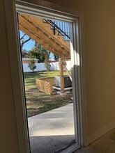 5474 Williams Rd, Tampa, FL à louer Photo intérieure- Image 1 de 3