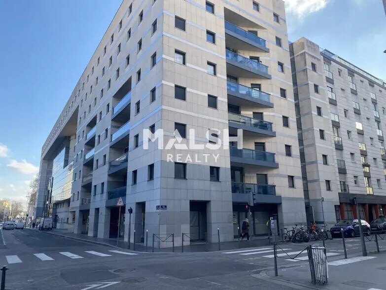 Bureau dans Lyon à vendre - Photo du bâtiment - Image 1 de 13