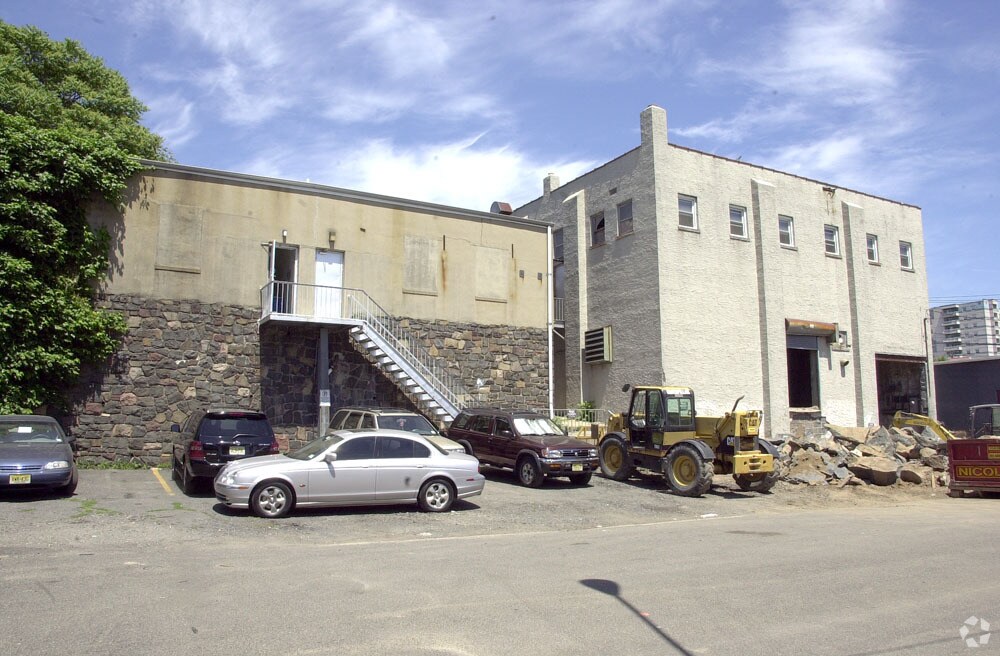 319 10th St, Fairview, NJ for sale Primary Photo- Image 1 of 3