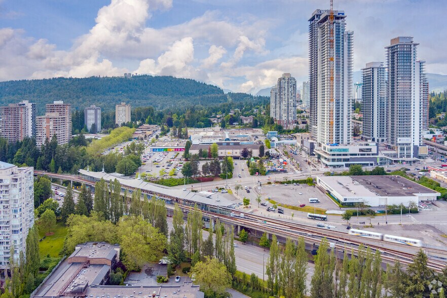 9855 Austin Rd, Burnaby, BC à louer - Photo du bâtiment - Image 2 de 52