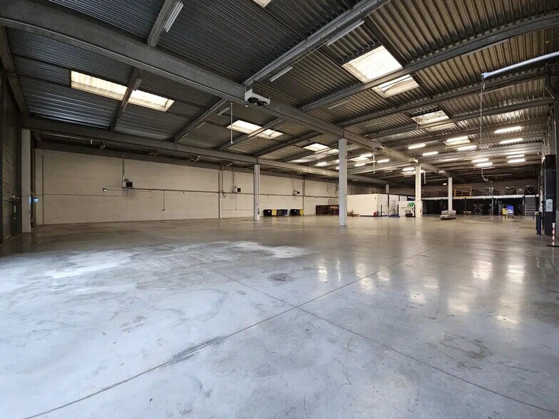 Industrial in Ivry-sur-Seine for lease - Building Photo - Image 3 of 13