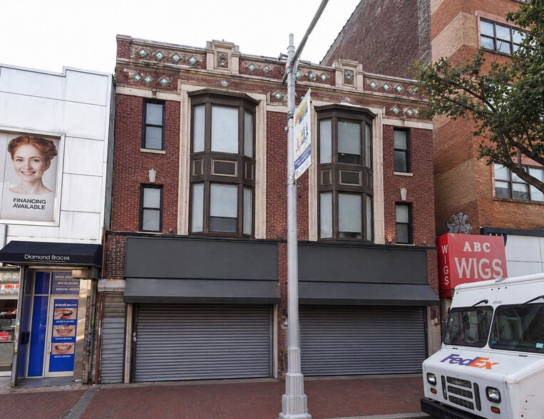 166-12 Jamaica Ave, Jamaica, NY à louer - Photo principale - Image 1 de 1