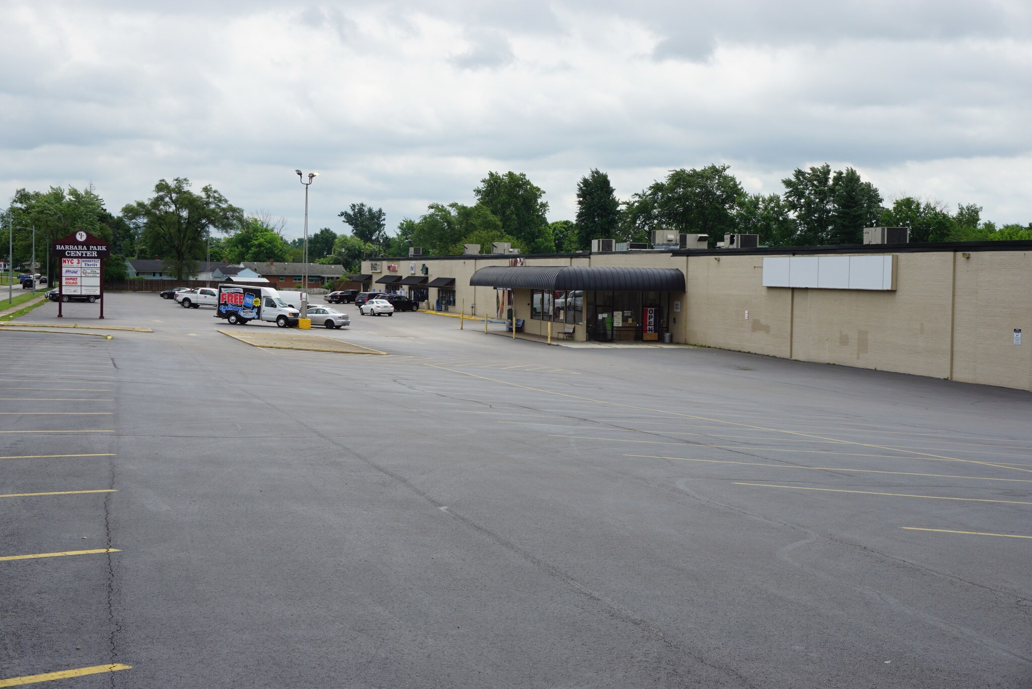 3200 Roosevelt Blvd, Middletown, OH for lease Building Photo- Image 1 of 4