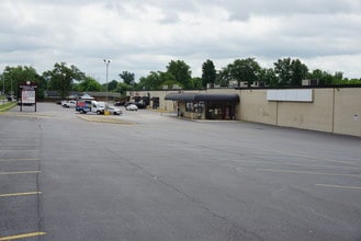 3200 Roosevelt Blvd, Middletown, OH for lease Building Photo- Image 1 of 2