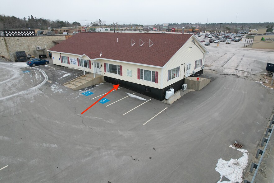 75 Washington St, Ellsworth, ME for lease - Building Photo - Image 1 of 11