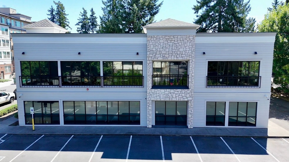 8405 165th Ave NE, Redmond, WA for sale - Building Photo - Image 2 of 10