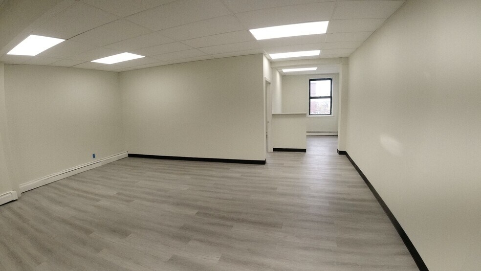 473 Broadway, Bayonne, NJ à louer - Photo intérieure - Image 2 de 15