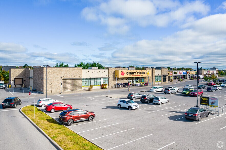 6081 Hazeldean Rd, Stittsville, ON for sale - Primary Photo - Image 1 of 1