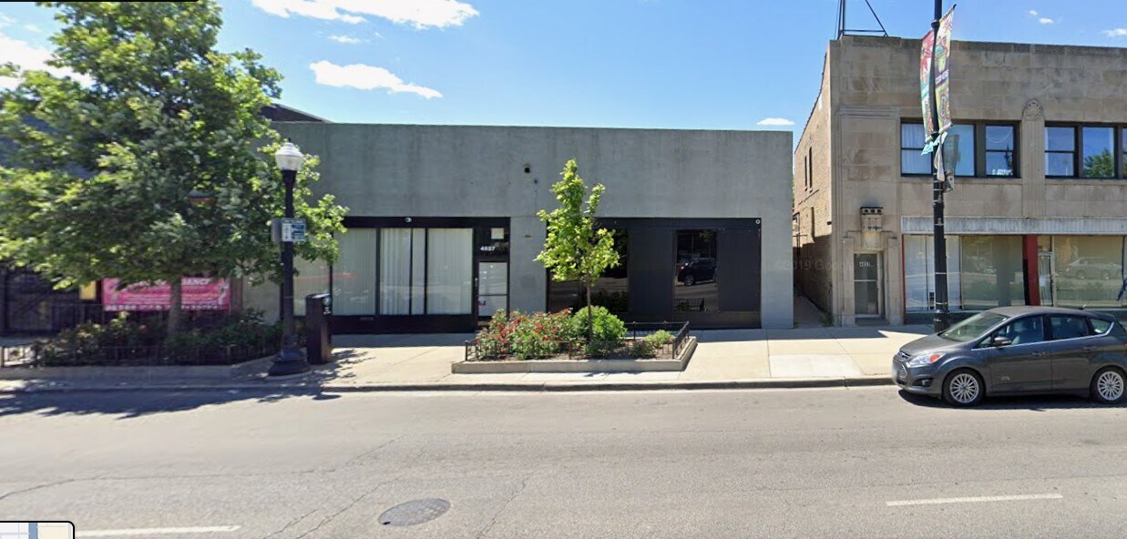 4827-4831 W Irving Park Rd, Chicago, IL à louer Photo du bâtiment- Image 1 de 19