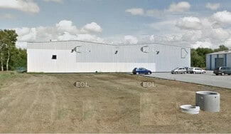 Plus de détails pour 31 Rue Louis Lumière, La Selle-en-Luitré - Industriel à louer