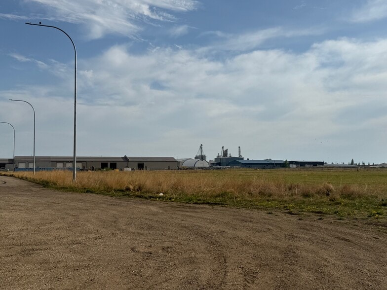 3501 48 st, Wetaskiwin, AB for sale - Building Photo - Image 2 of 3