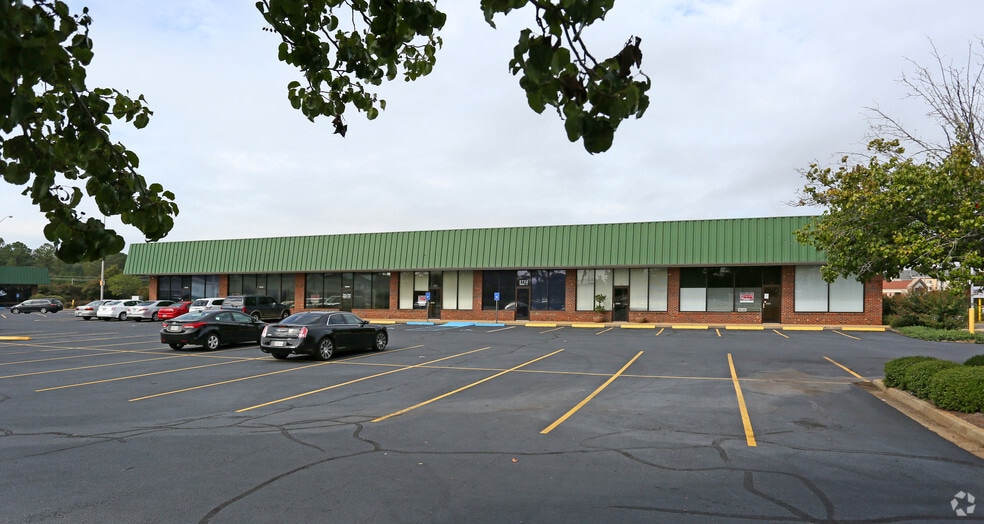 2722 Dawson Rd, Albany, GA for lease - Building Photo - Image 1 of 4