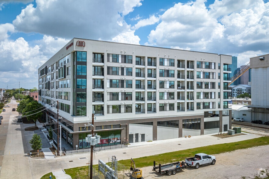 2305 Summer St, Houston, TX à louer - Photo du bâtiment - Image 1 de 5