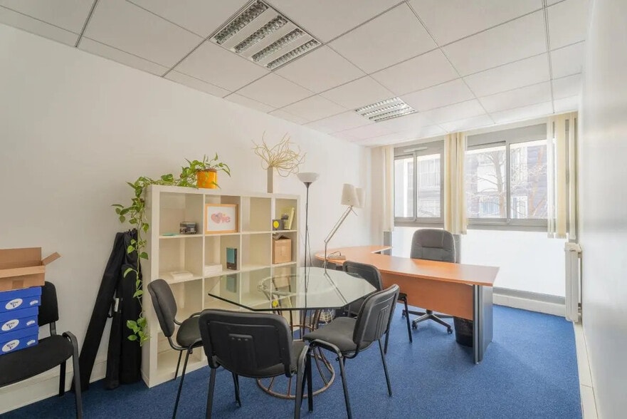55 Rue De La Fédération, Paris for lease - Interior Photo - Image 3 of 10
