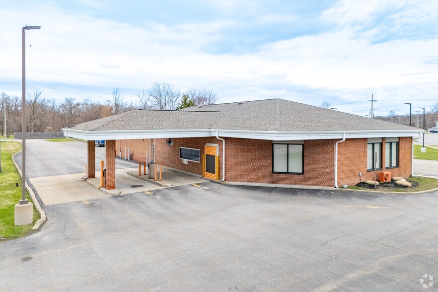 6840 Erie Rd, Derby, NY à louer - Photo du bâtiment - Image 2 de 4