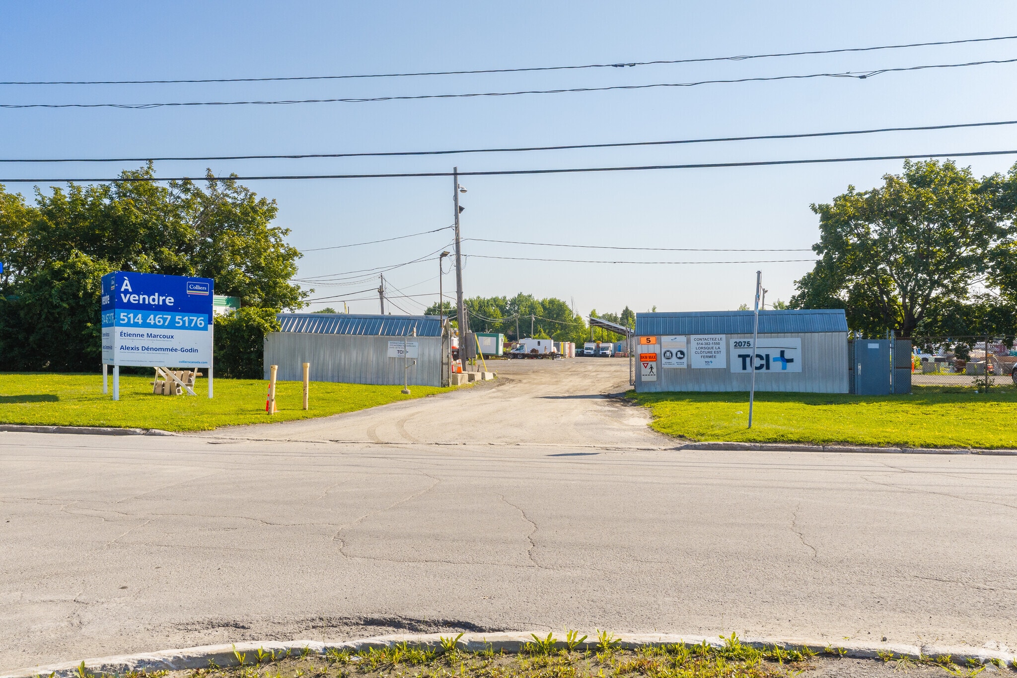 2155 Av Francis-Hughes, Laval, QC à vendre Photo principale- Image 1 de 4