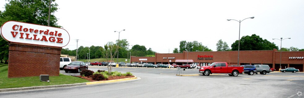 990 Cox Creek Pky, Florence, AL à louer - Photo principale - Image 3 de 3