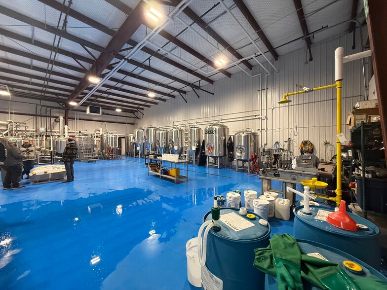 5120 E Paris Ave SE, Kentwood, MI for sale - Building Photo - Image 3 of 9