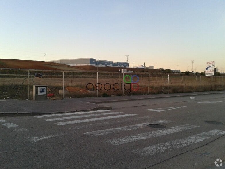 Avenida Ballestera, s/n, Alovera, Guadalajara à vendre - Photo principale - Image 1 de 4