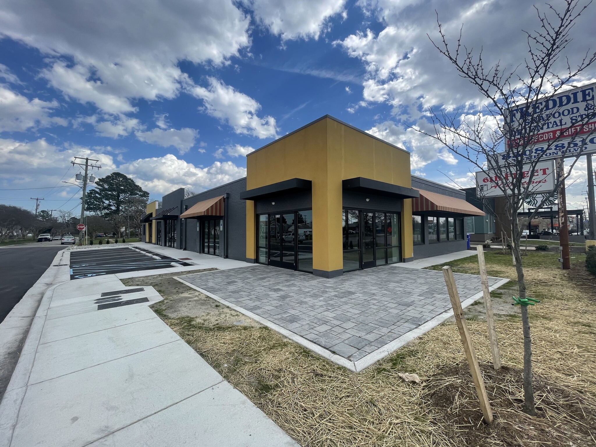 8508-8600 Hampton Blvd, Norfolk, VA for lease Primary Photo- Image 1 of 5