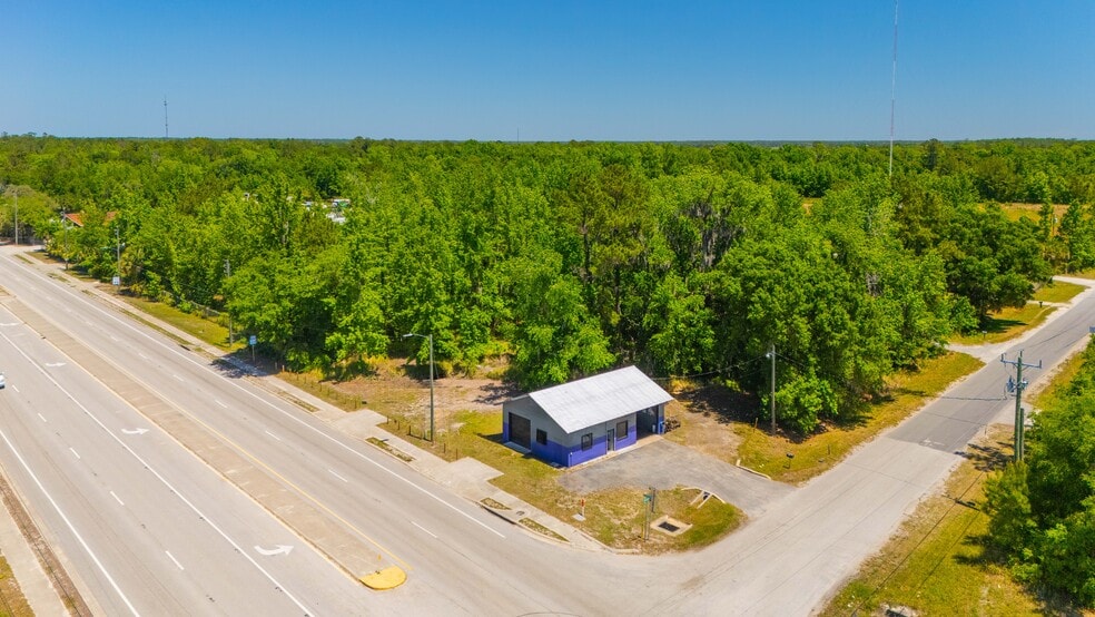 138 FL- 207, East Palatka, FL for sale - Primary Photo - Image 1 of 7