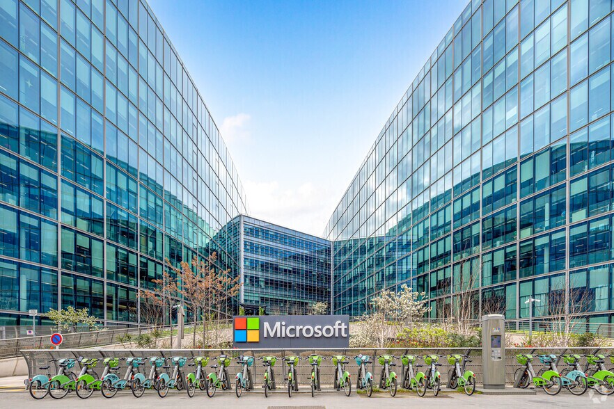 37-45 Quai Du Président Roosevelt, Issy-les-Moulineaux à louer - Photo du bâtiment - Image 3 de 3