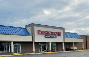 1500 W Broadway St, Princeton, IN à louer Photo intérieure- Image 1 de 1