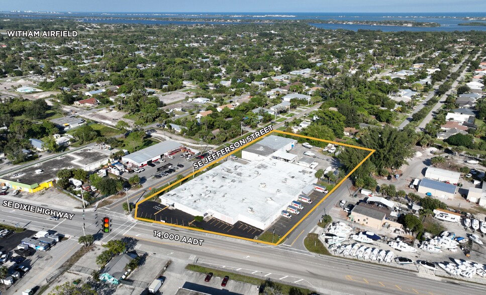 3601 SE Dixie Hwy, Stuart, FL à louer - Photo du bâtiment - Image 2 de 9