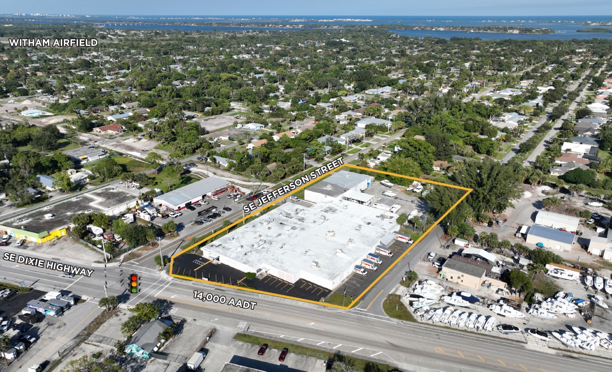 3601 SE Dixie Hwy, Stuart, FL à vendre Photo principale- Image 1 de 16
