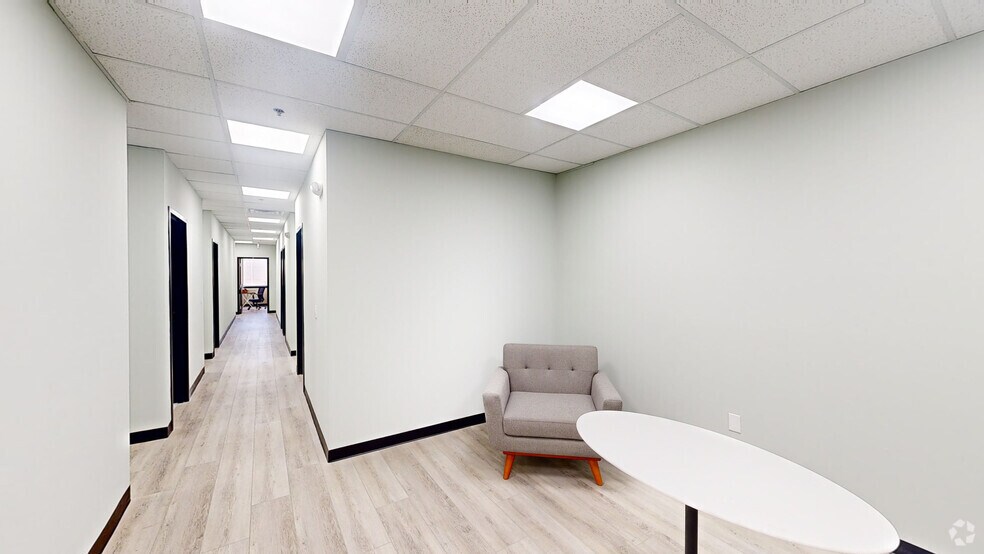 649 N Lewis Rd, Limerick, PA à louer - Numérisation 3D de Matterport - Image 2 de 26