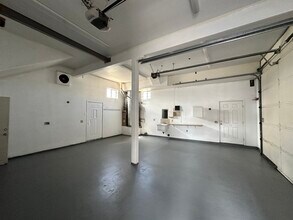 2125 S Broadway, Santa Maria, CA for lease Interior Photo- Image 1 of 3