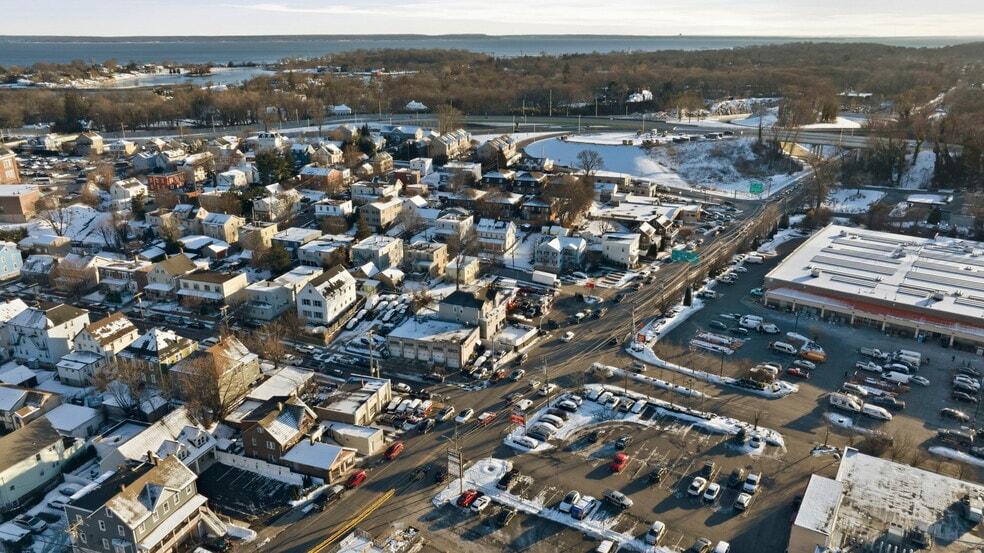 306 Midland Ave, Port Chester, NY for lease - Aerial - Image 2 of 5