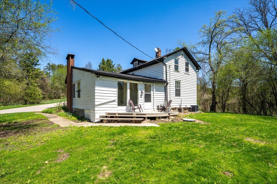 15316 Mount Wolfe Rd, Bolton, ON à vendre - Photo du bâtiment - Image 2 de 9