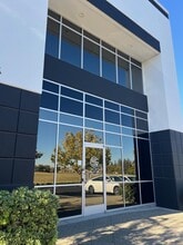 5724 Lonetree Blvd, Rocklin, CA for lease Interior Photo- Image 2 of 9