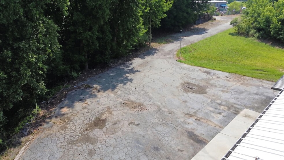 2395 Highway 92, Acworth, GA for sale - Building Photo - Image 3 of 11