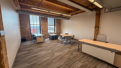 247 W Freshwater Way, Milwaukee, WI for lease Interior Photo- Image 2 of 4