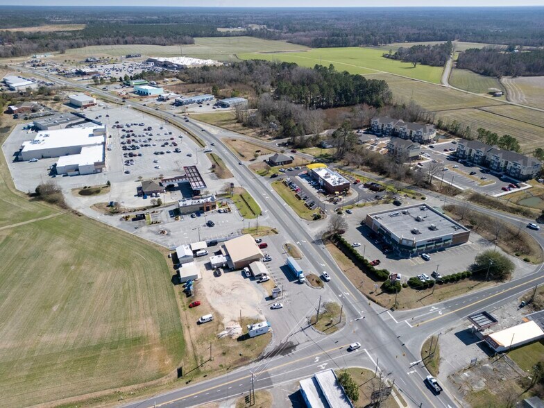 128 NC-41, Wallace, NC à vendre - Photo du bâtiment - Image 2 de 20