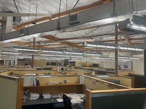 1721 132nd Ave NE, Bellevue, WA à louer Photo intérieure- Image 2 de 2