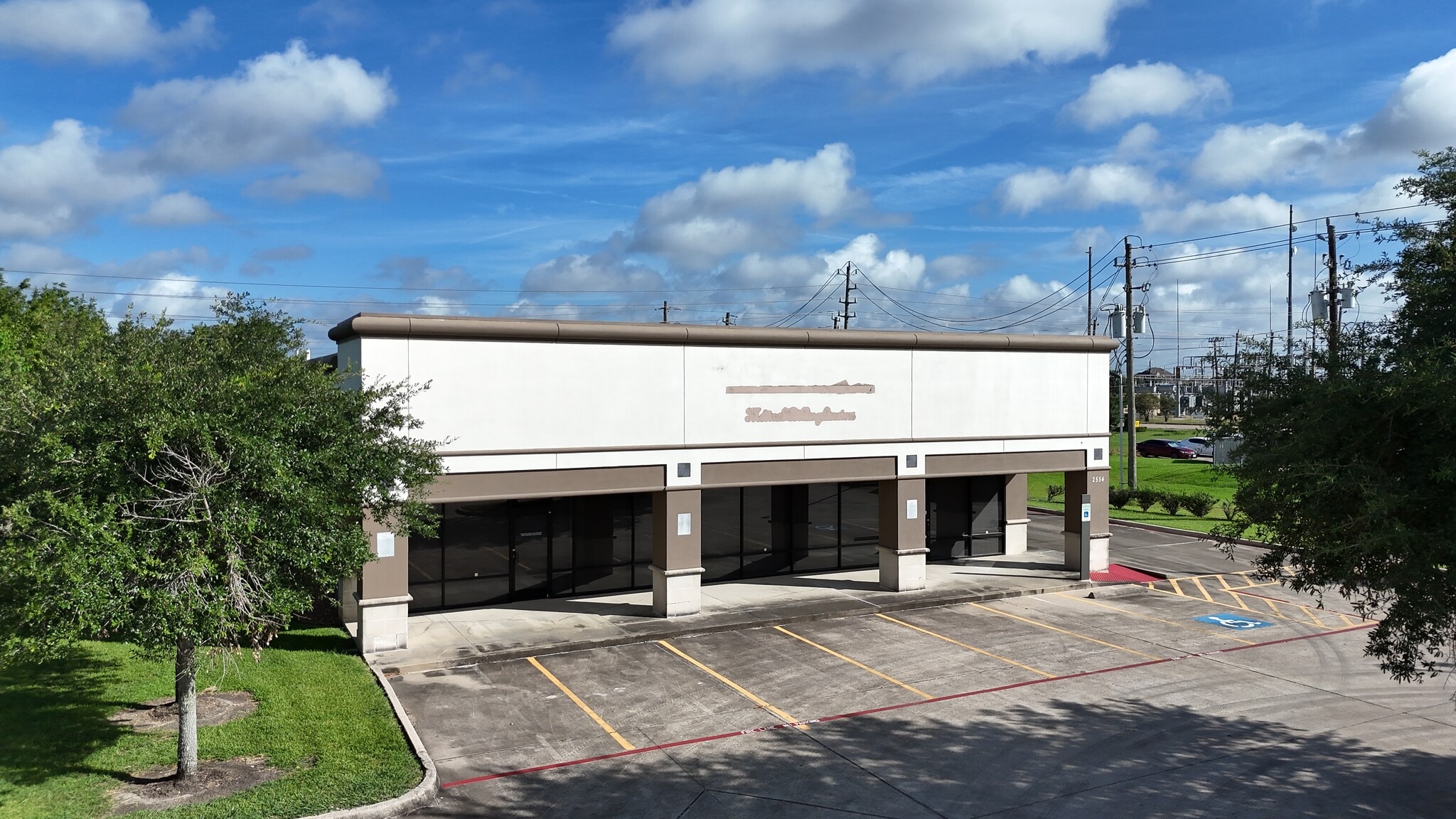 2514-2550 E Broadway St, Pearland, TX for lease Building Photo- Image 1 of 7