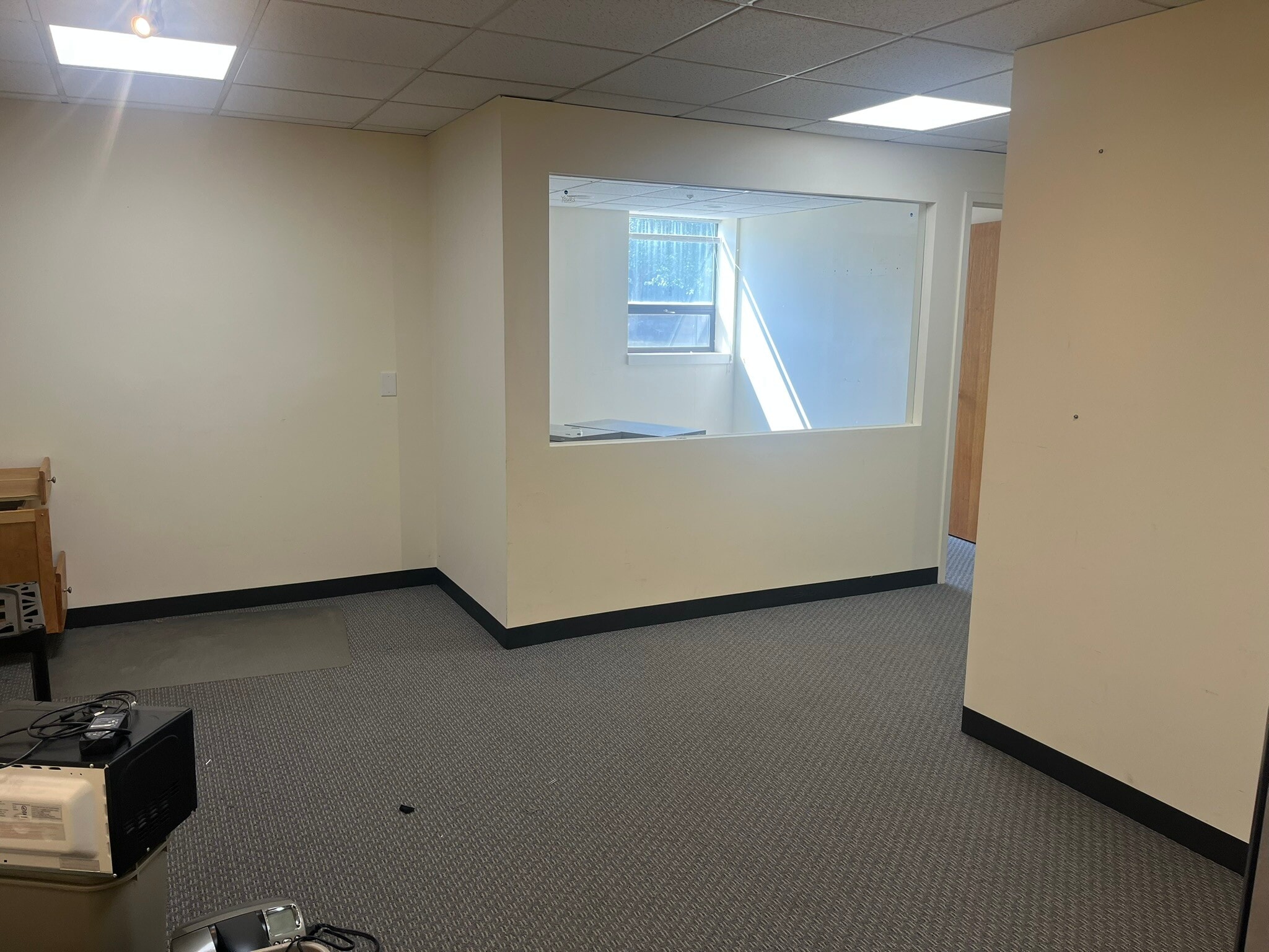 792 S Main St, Mansfield, MA à louer Photo intérieure- Image 1 de 8