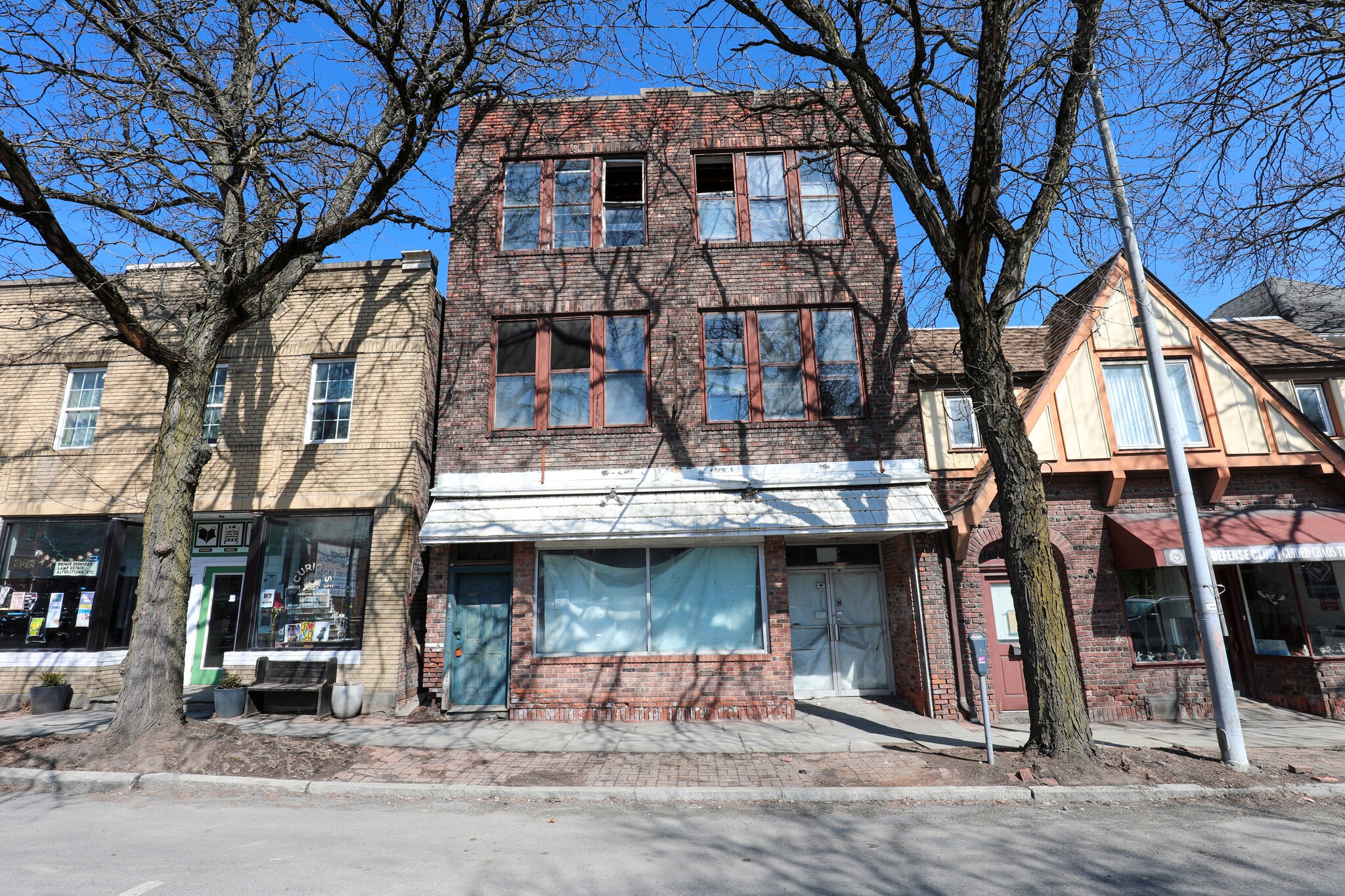350 Broadway, Kingston, NY for sale Primary Photo- Image 1 of 50