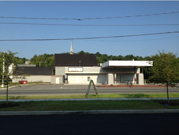 957 Broad St, Lyndonville, VT for sale - Primary Photo - Image 1 of 1