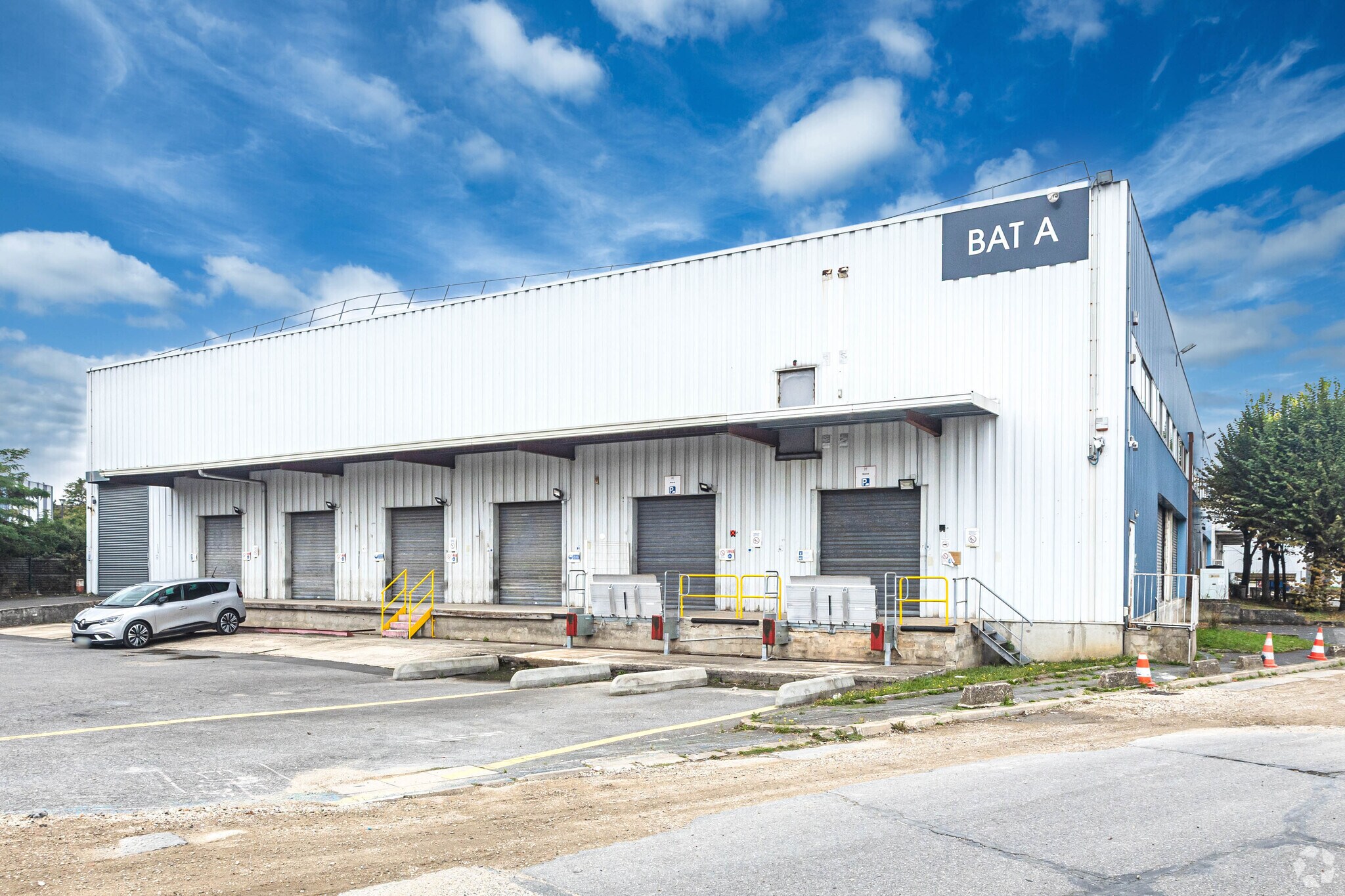 3-5 Rue De La Scierie, Sucy-en-Brie à louer Photo principale- Image 1 de 3