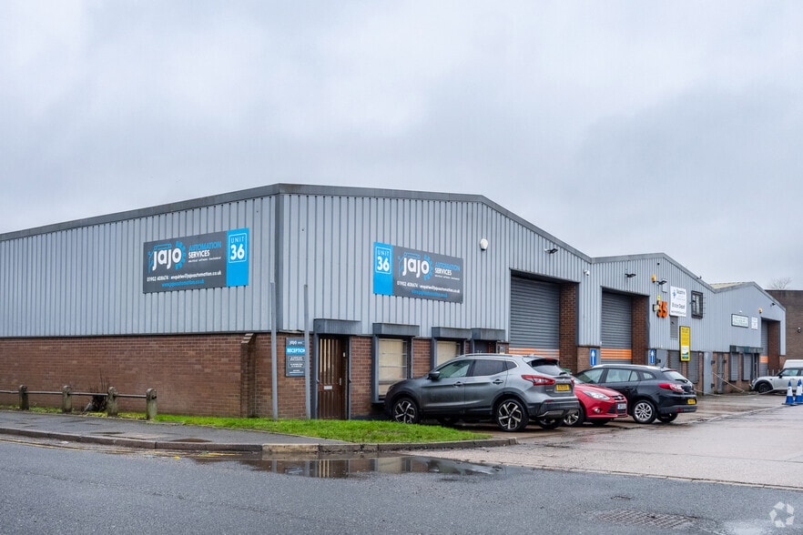 Union St, Bilston for lease - Building Photo - Image 2 of 2
