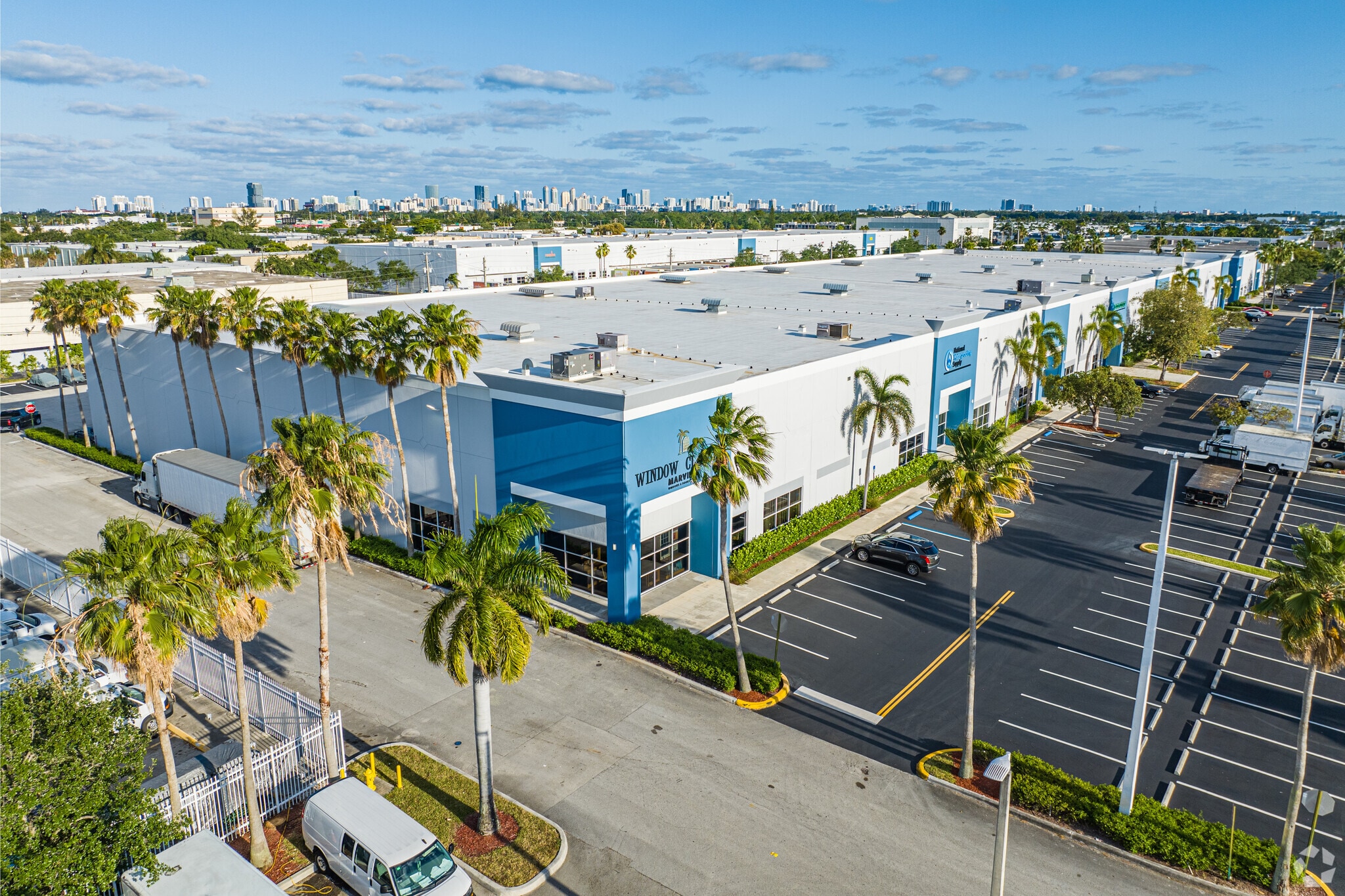 2701 SW 32 Ave, Hallandale Beach, FL for lease Primary Photo- Image 1 of 6